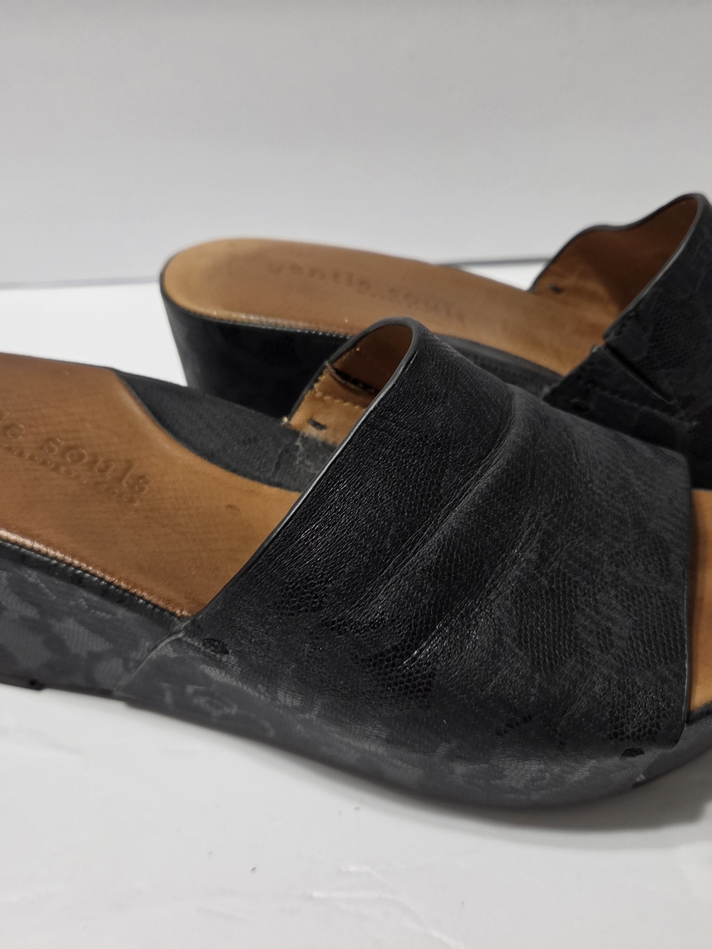K C Gentle Soul Black Slip-On Wedge Sandals - Women Size 10